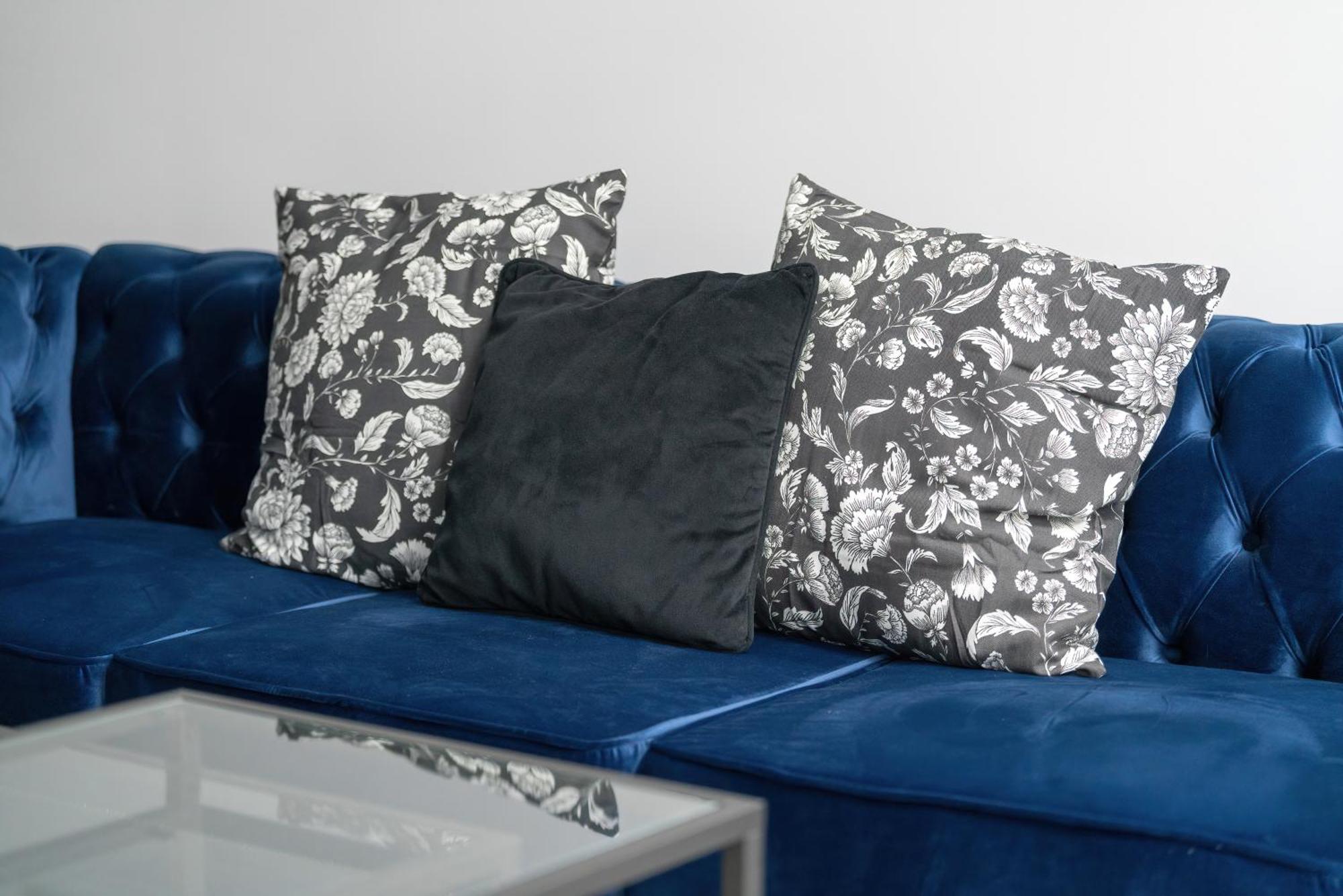 City Center Apartments With Gym & Free Garage Poznan By Noclegi Renters Bagian luar foto