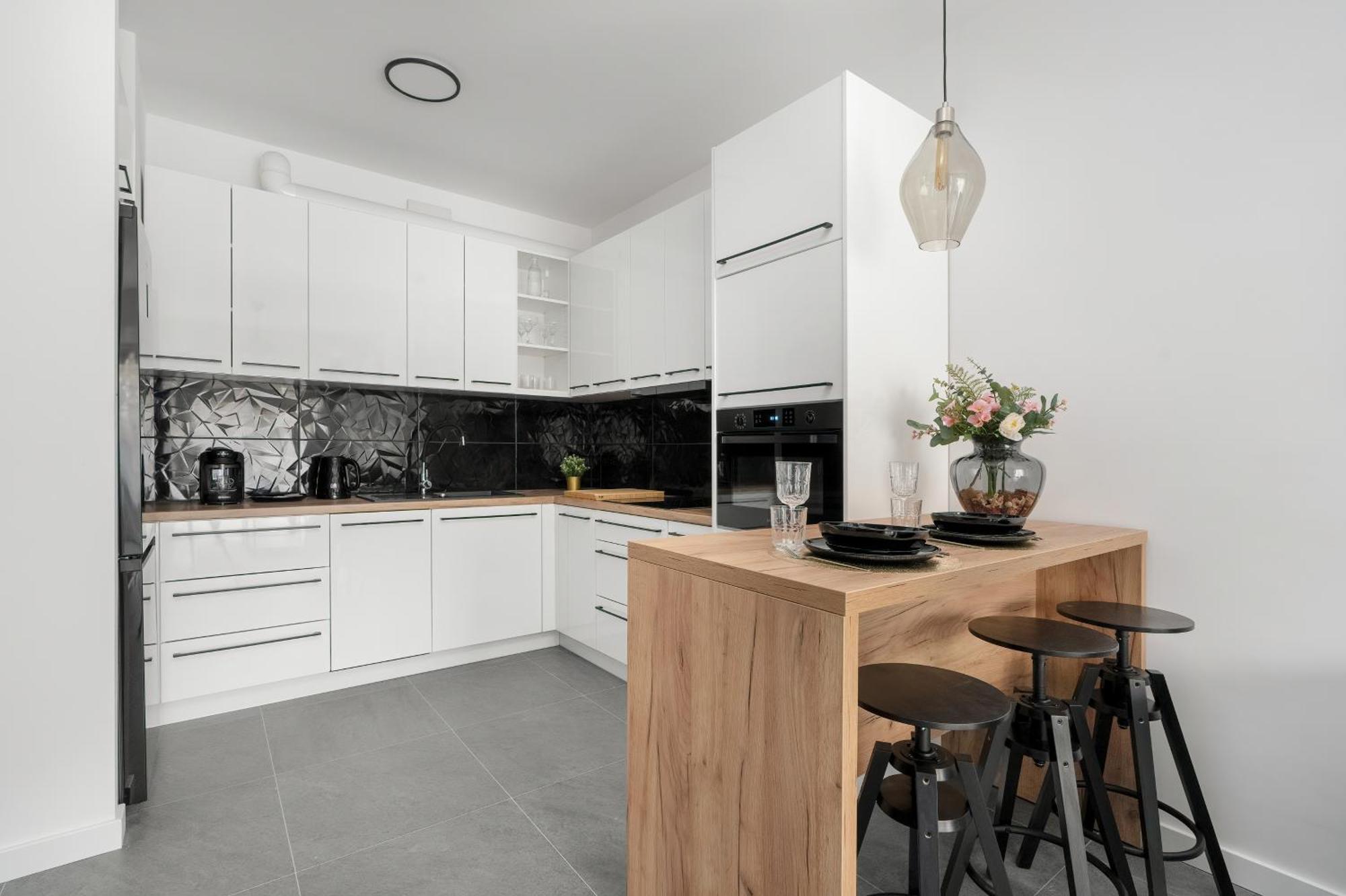 City Center Apartments With Gym & Free Garage Poznan By Noclegi Renters Bagian luar foto