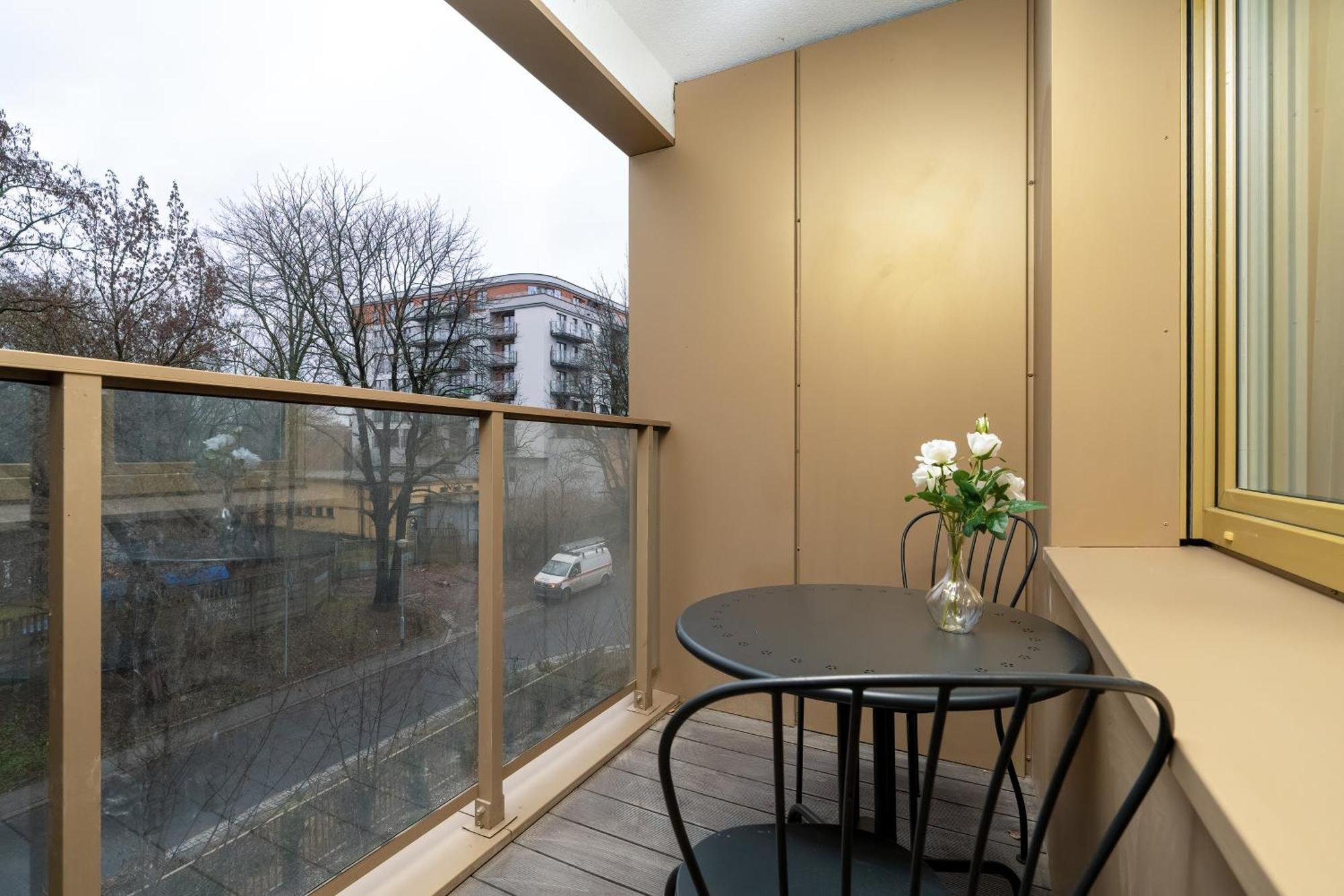 City Center Apartments With Gym & Free Garage Poznan By Noclegi Renters Bagian luar foto