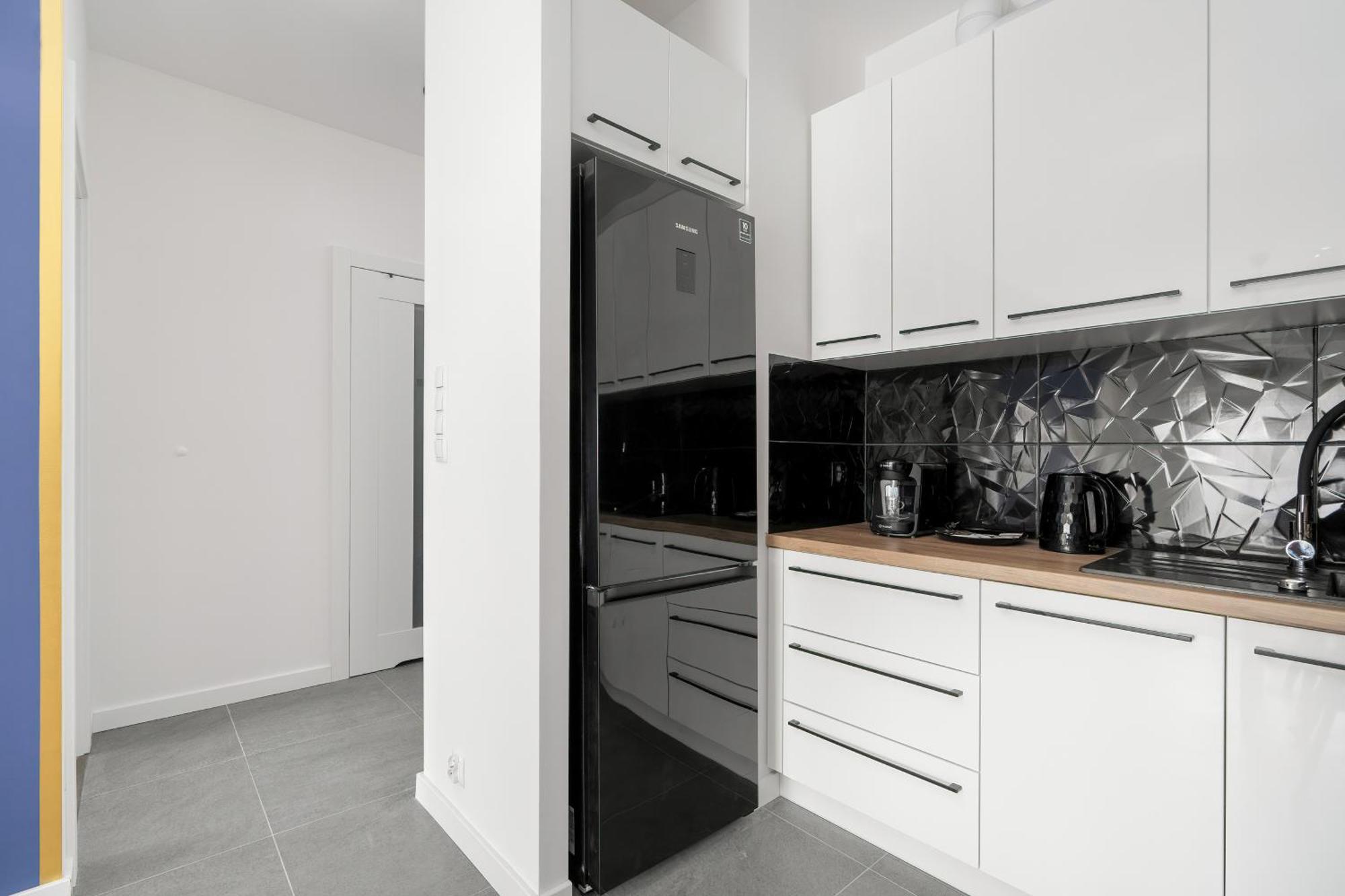 City Center Apartments With Gym & Free Garage Poznan By Noclegi Renters Bagian luar foto