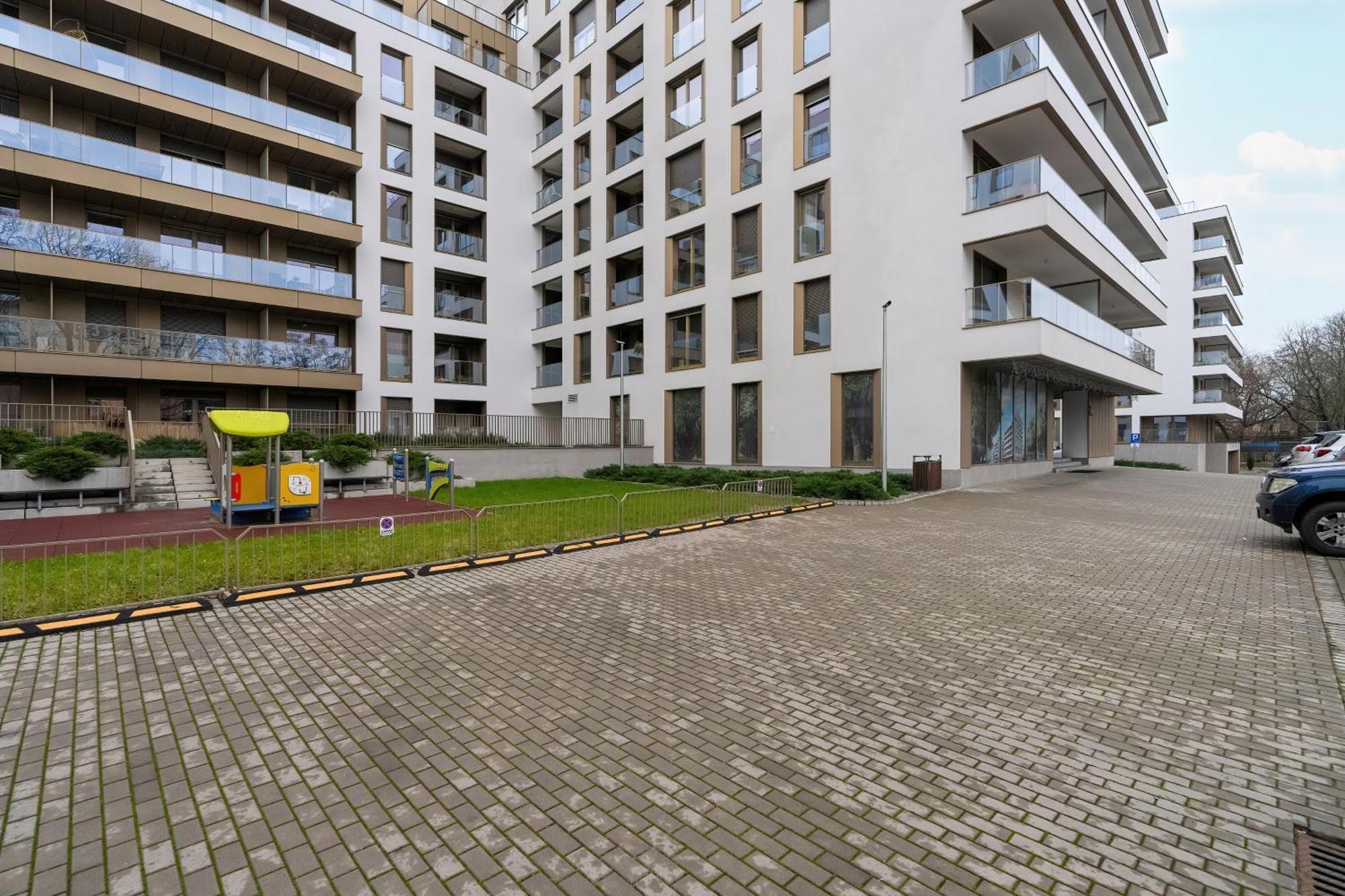 City Center Apartments With Gym & Free Garage Poznan By Noclegi Renters Bagian luar foto