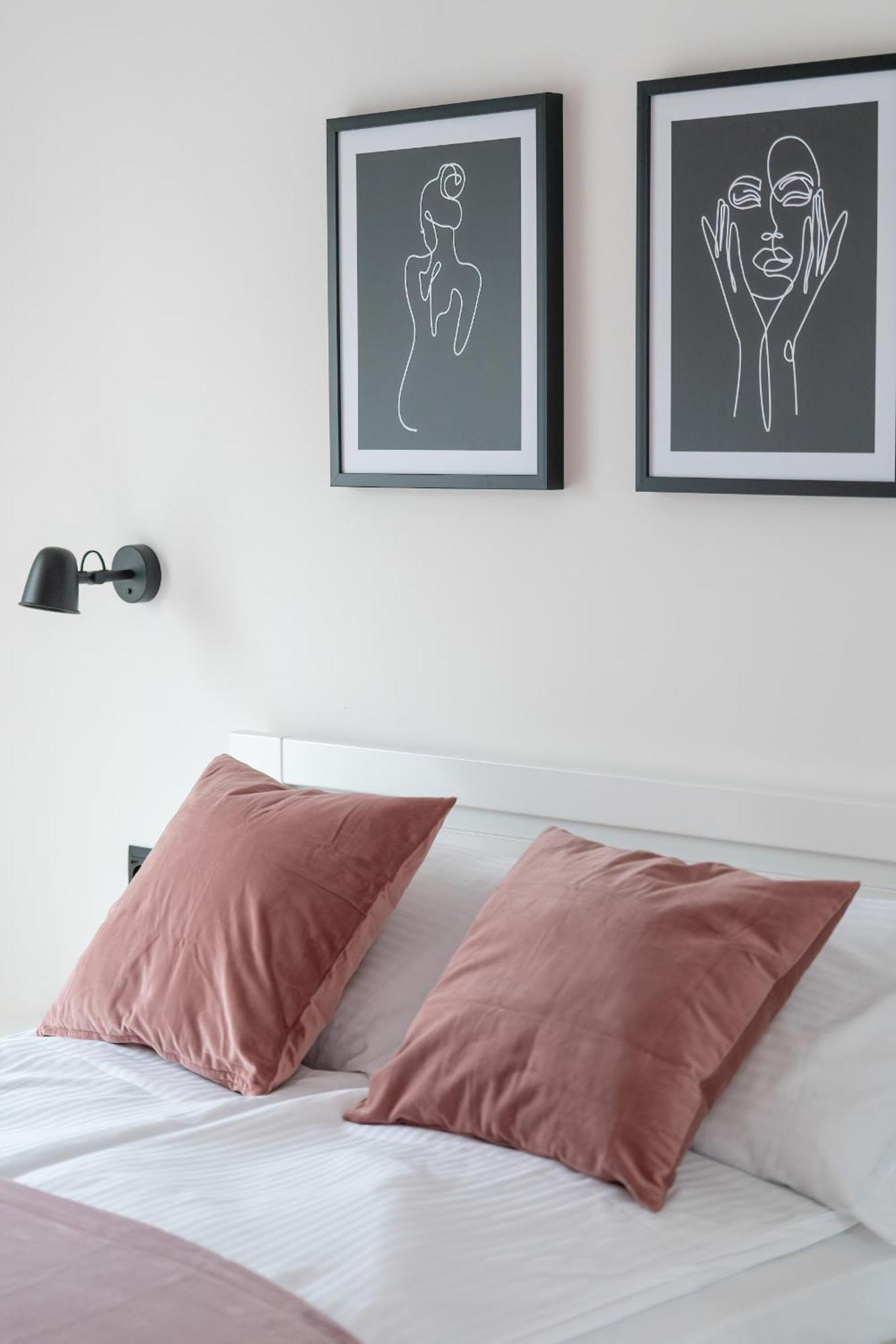 City Center Apartments With Gym & Free Garage Poznan By Noclegi Renters Bagian luar foto