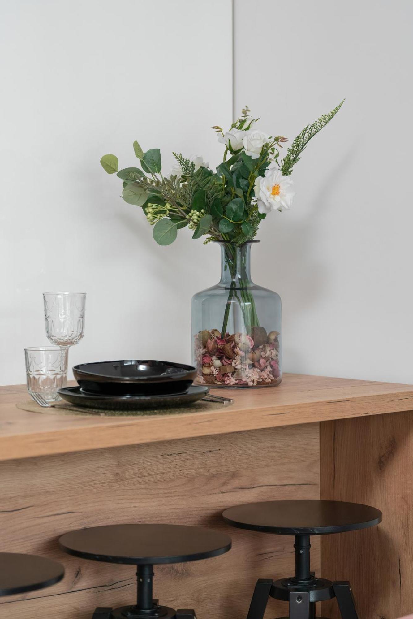 City Center Apartments With Gym & Free Garage Poznan By Noclegi Renters Bagian luar foto